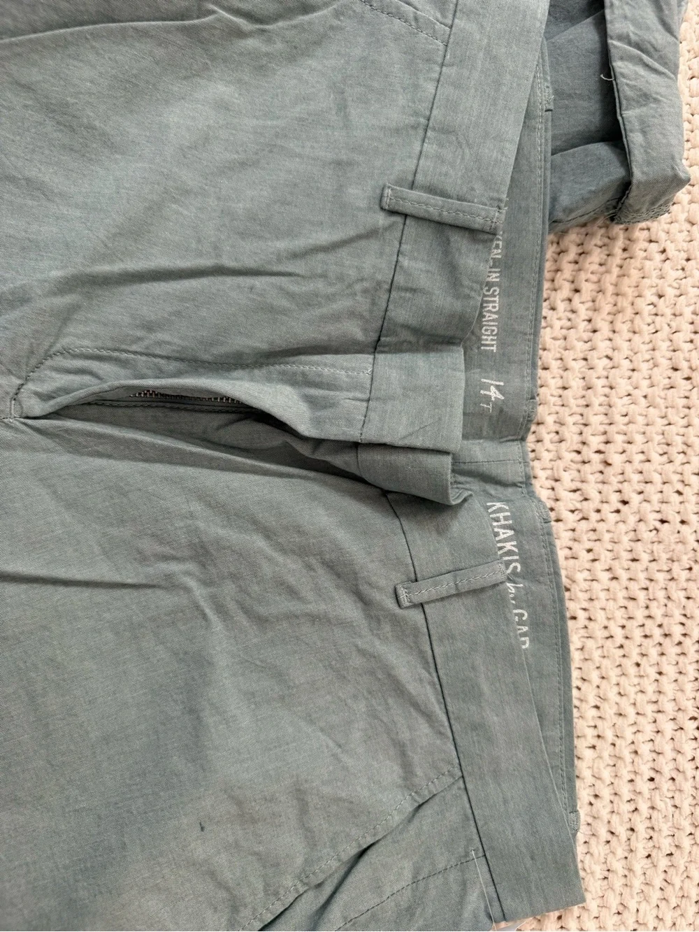GAP Women’s Broken in straight Chinos in light denim NWT - Picture 5 of 5